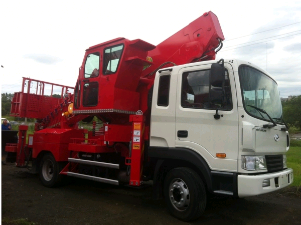 Автовышка АГП 35 метров Hansin HS 3570 на базе Hyundai HD-120