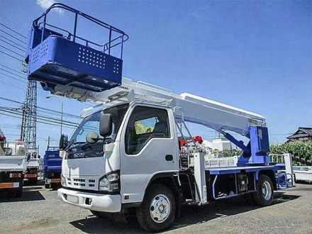 Автовышка АГП 28 м на базе Isuzu Elf
