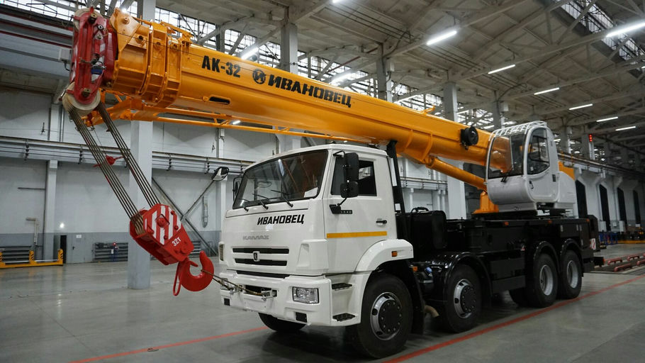 Автокран КС-5576К Ивановец 32 тонны 31 метр